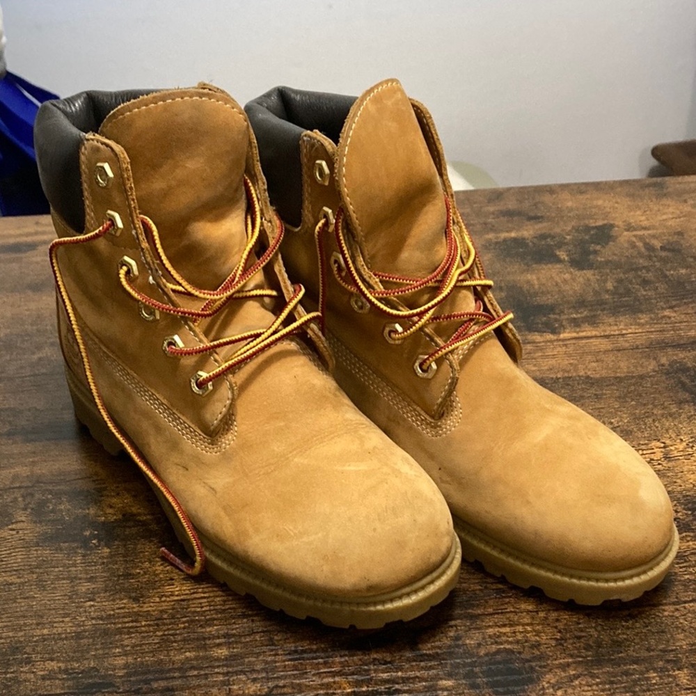 Men’s Size 8 Timberland Boots